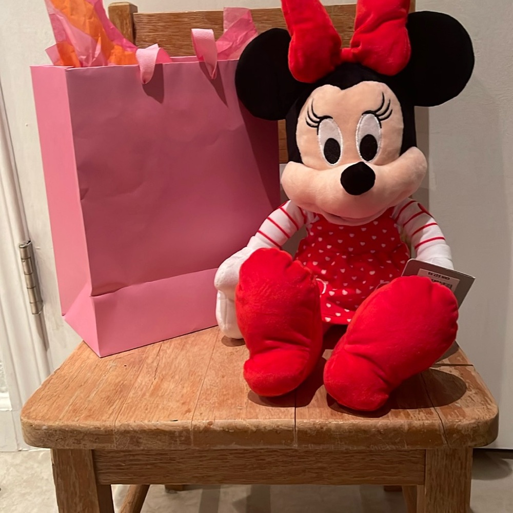 Disney Mini Mouse Plushie 15” (NWT)